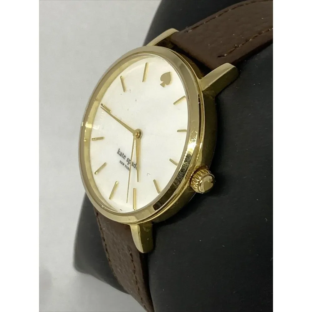 Kate Spade New York 0073 Women Brown Leather White Analog Dial Wrist Watch XX599
